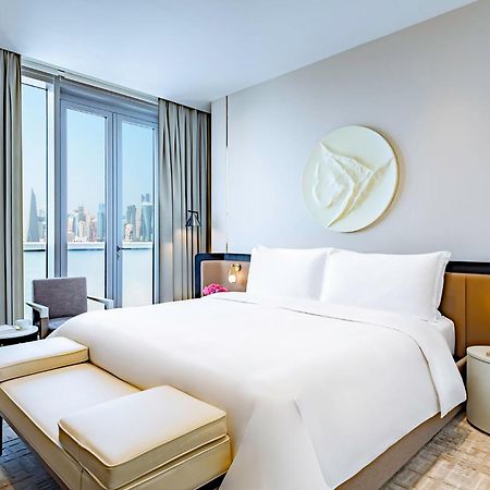 Mandarin Oriental, Doha Hotel Exterior photo A bedroom at the hotel