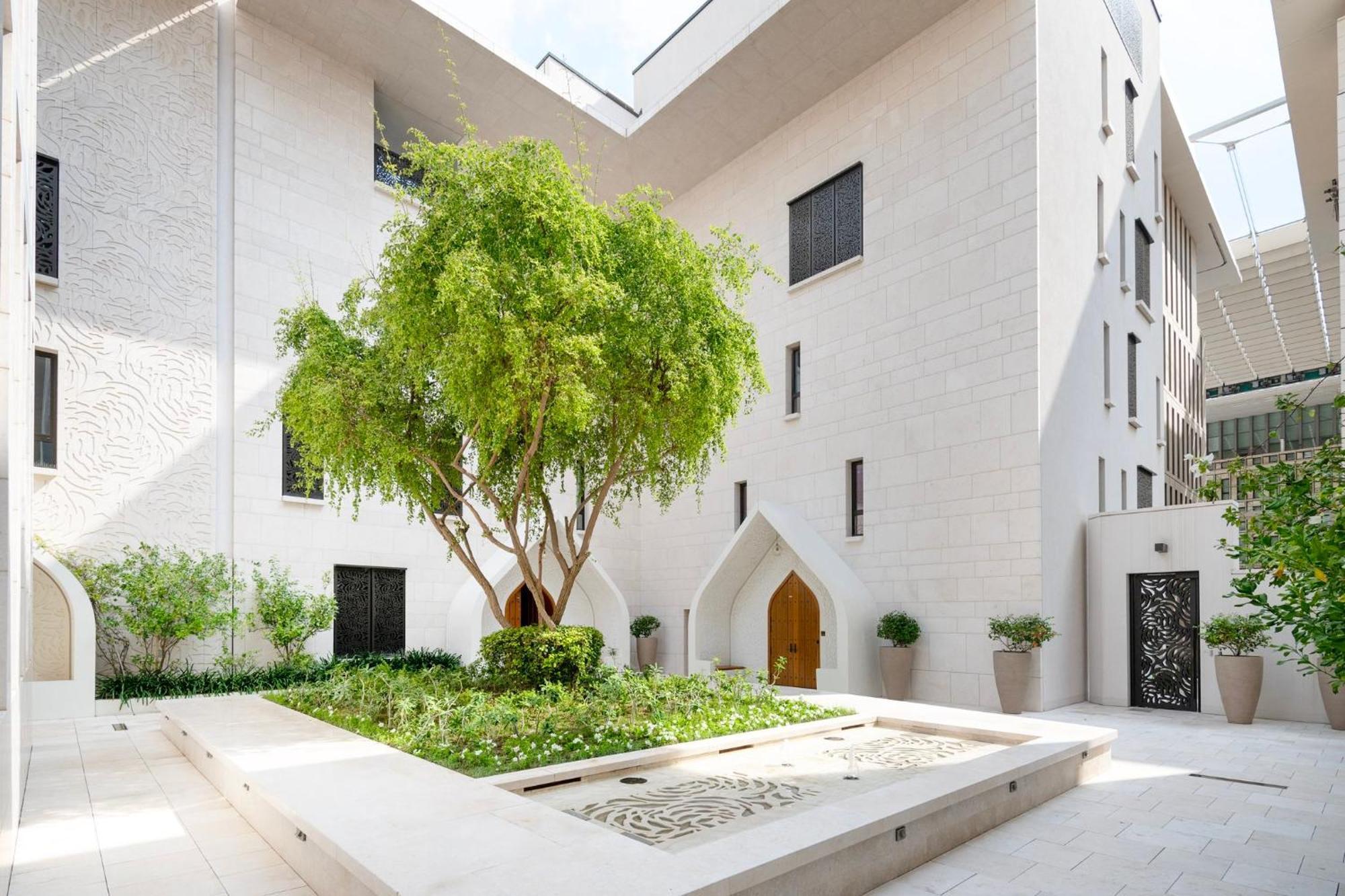 Mandarin Oriental, Doha Hotel Exterior photo The courtyard of the new building