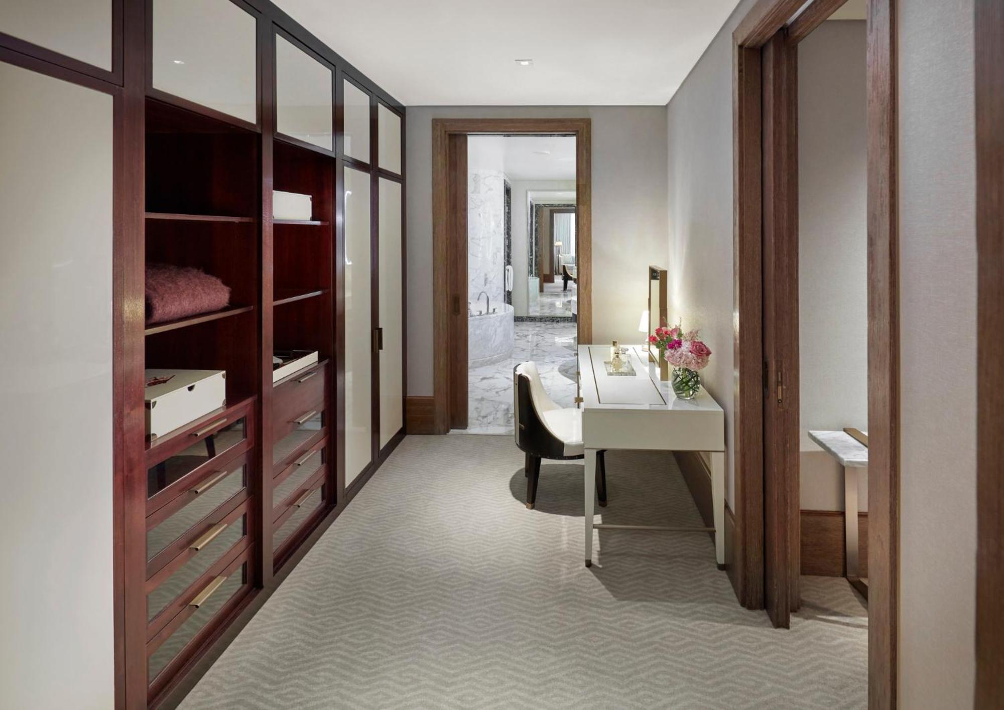 Mandarin Oriental, Doha Hotel Exterior photo