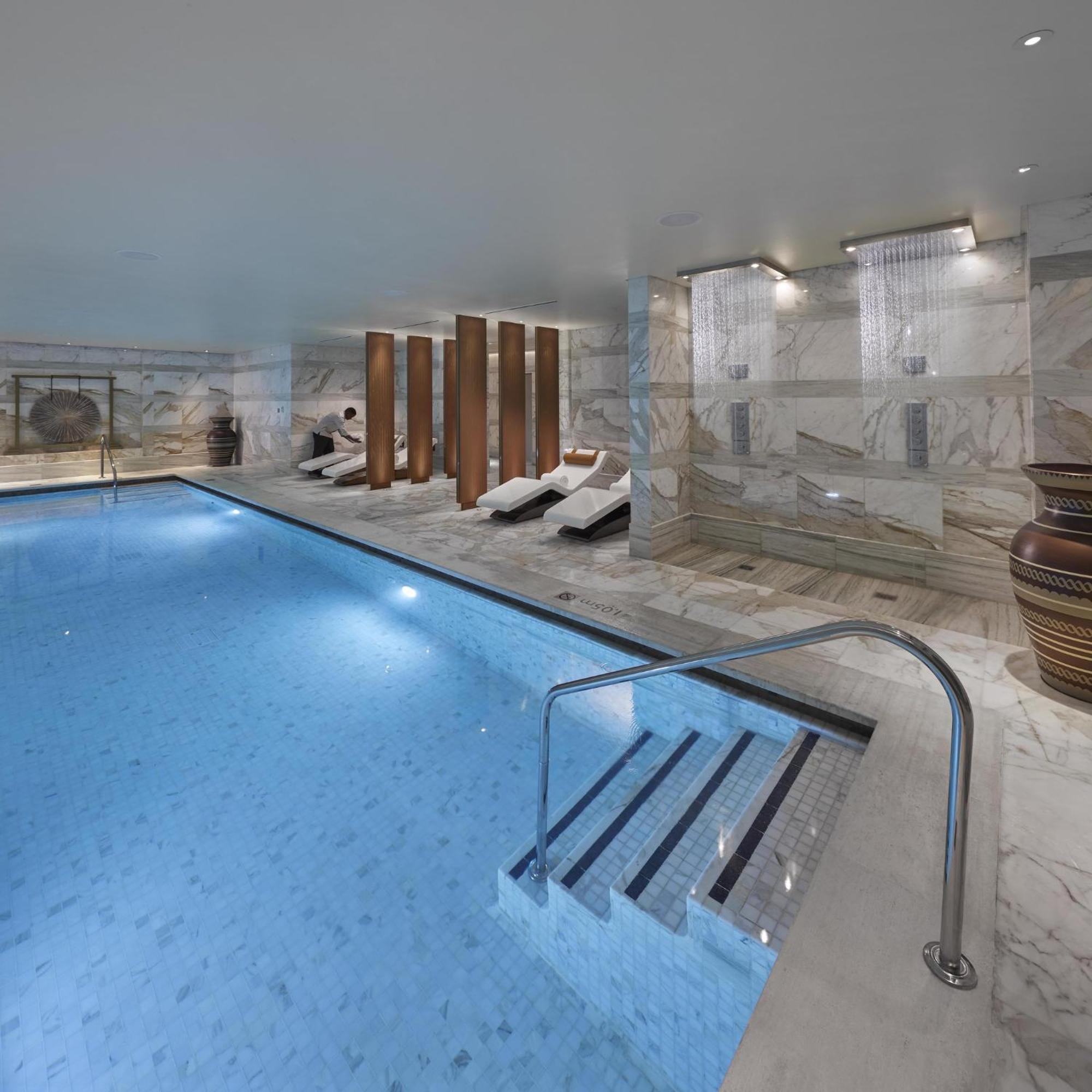 Mandarin Oriental, Doha Hotel Exterior photo The pool at the spa