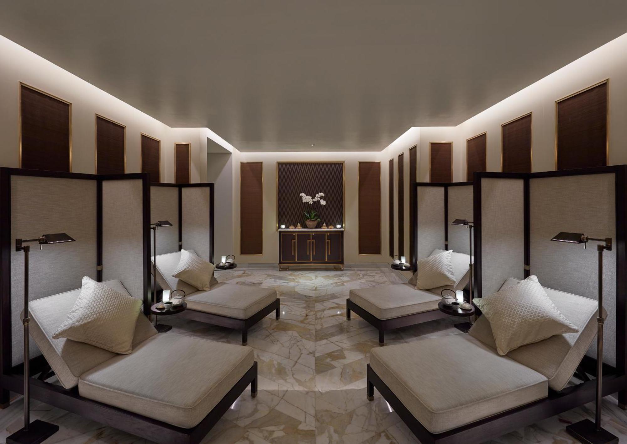 Mandarin Oriental, Doha Hotel Exterior photo The spa at The Ritz-Carlton, Dubai
