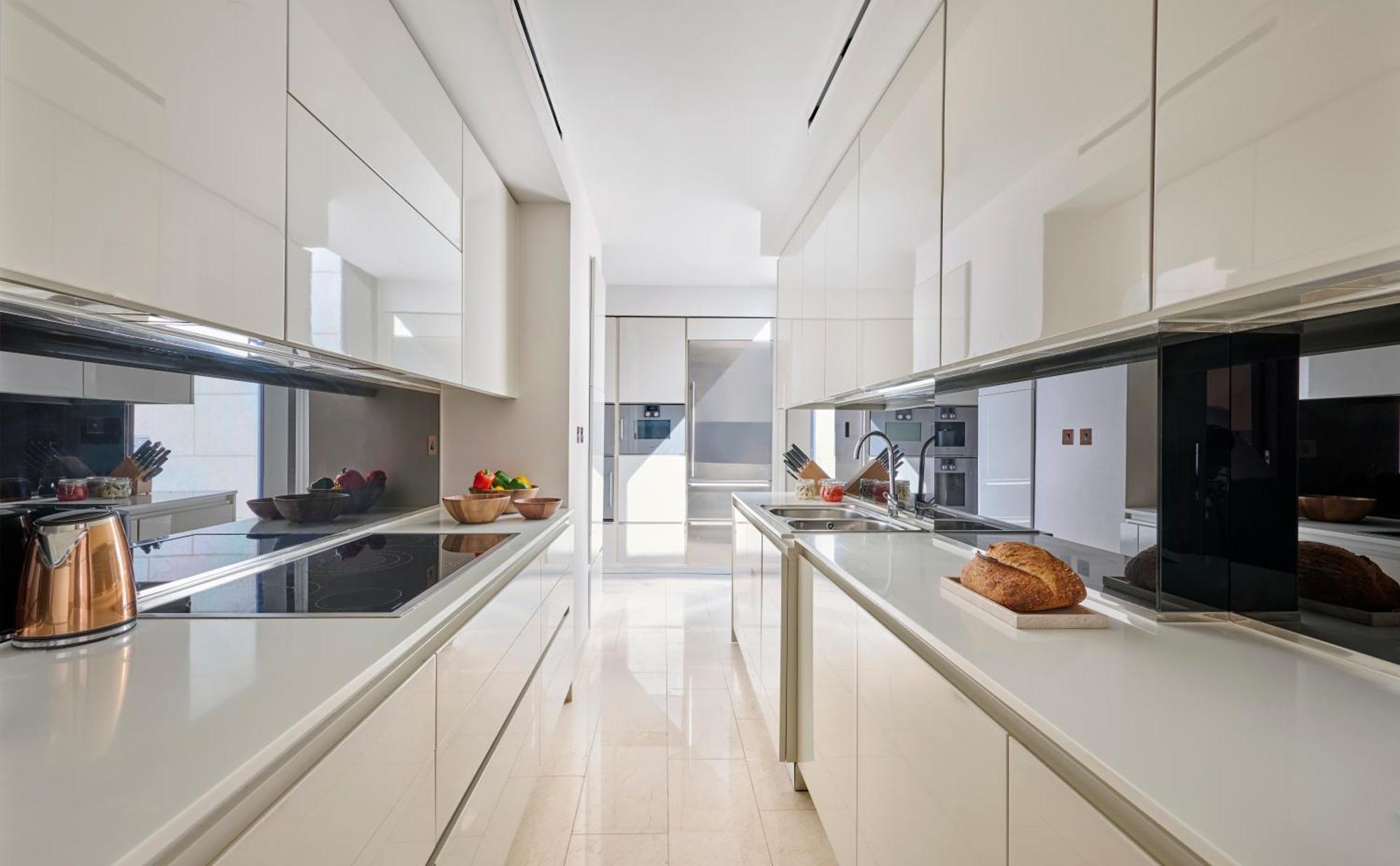 Mandarin Oriental, Doha Hotel Exterior photo A modern kitchen