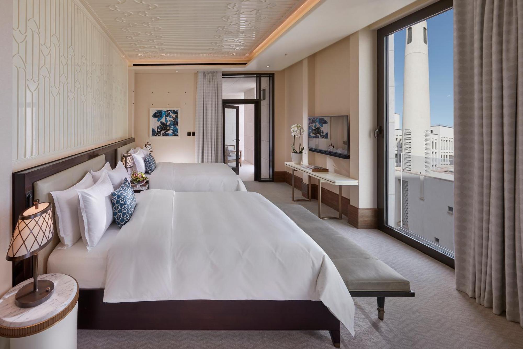 Mandarin Oriental, Doha Hotel Exterior photo Deluxe Suite